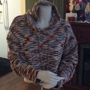 💞OUT from UNDER 💞cropped sweater